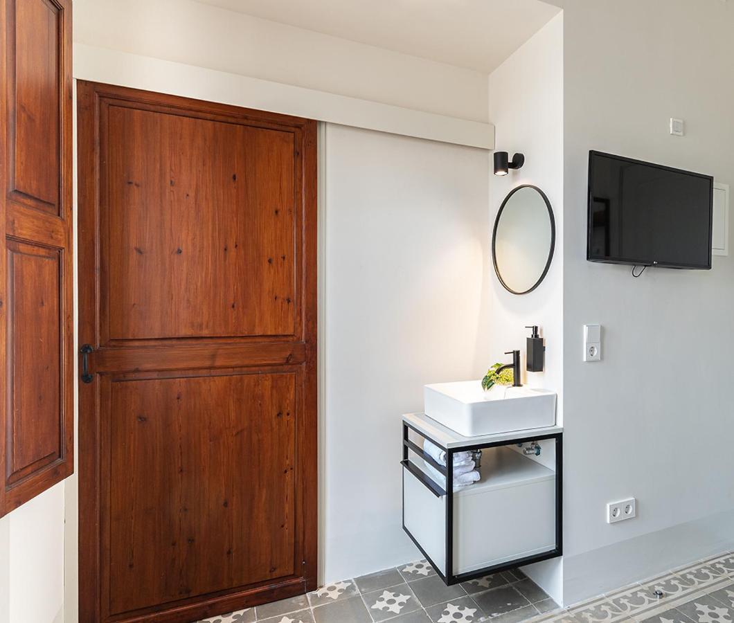 Unic - Turisme D'interior Andratx